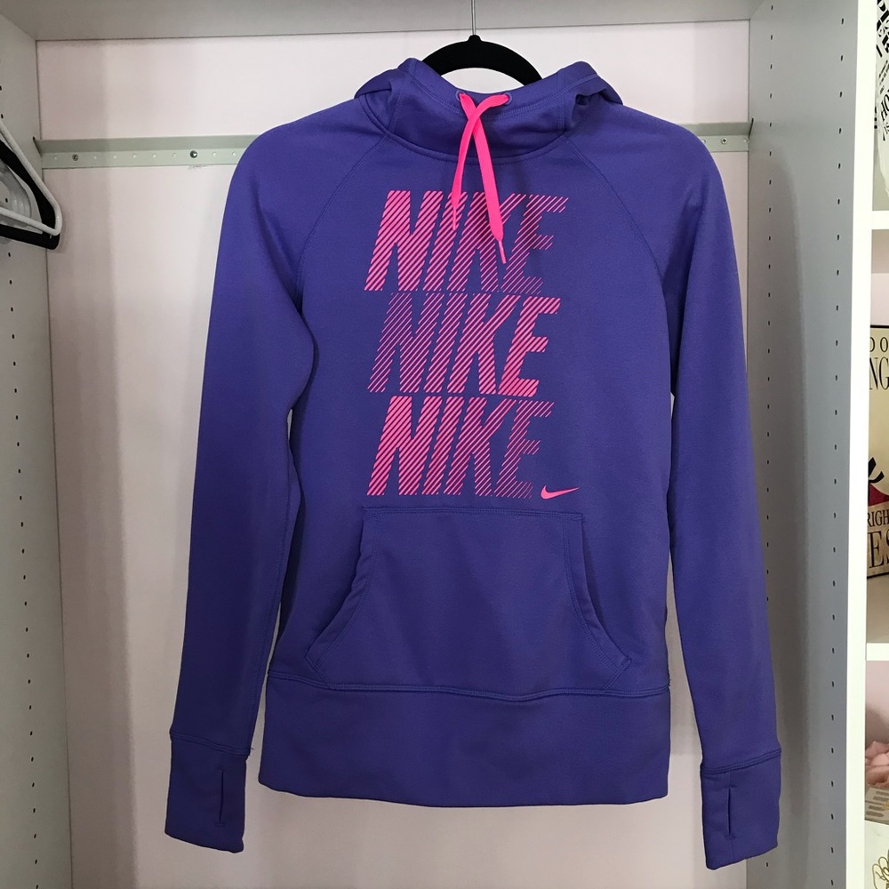 NIKE women’s sweatshirt
